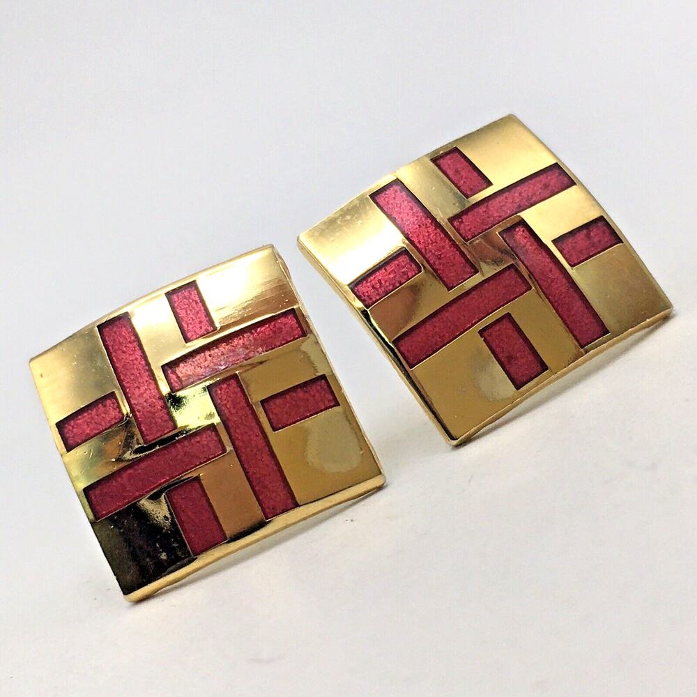 Vintage Signed Desi Magenta Cloisonné Gold Tone Square Pierced Stud Earrings